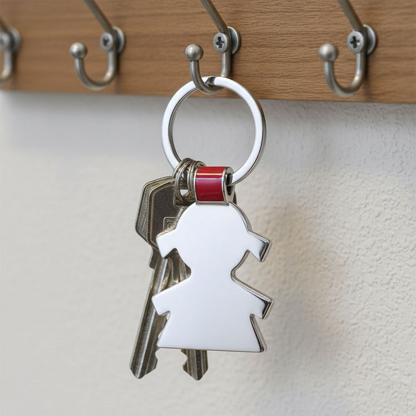 Llavero Niña Correa Roja