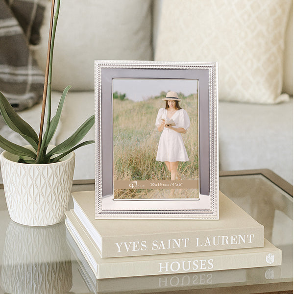 Portarretrato Lucía